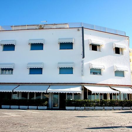 Hotel Excelsior Fano Exterior photo