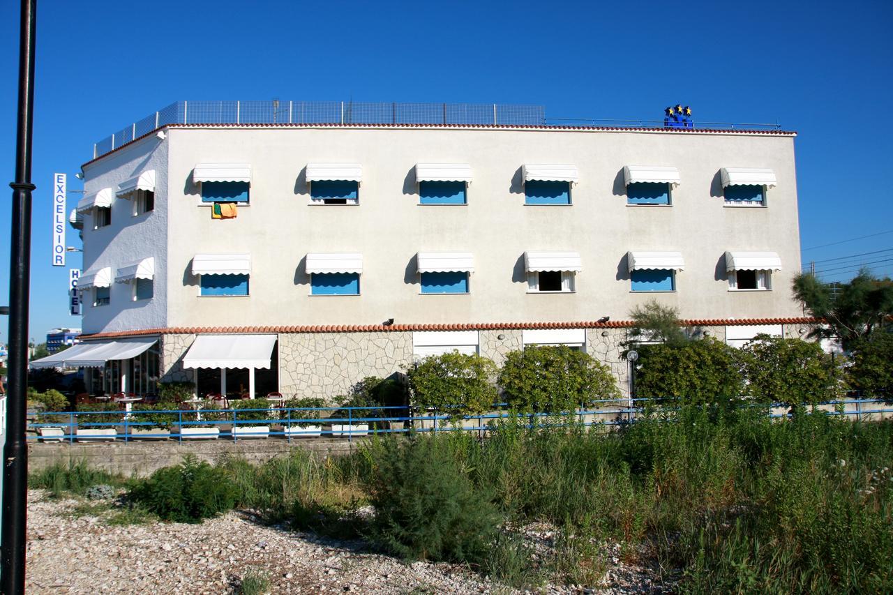 Hotel Excelsior Fano Exterior photo